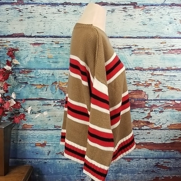 𝅺purple Snow  stripped sweater - Picture 2 of 6